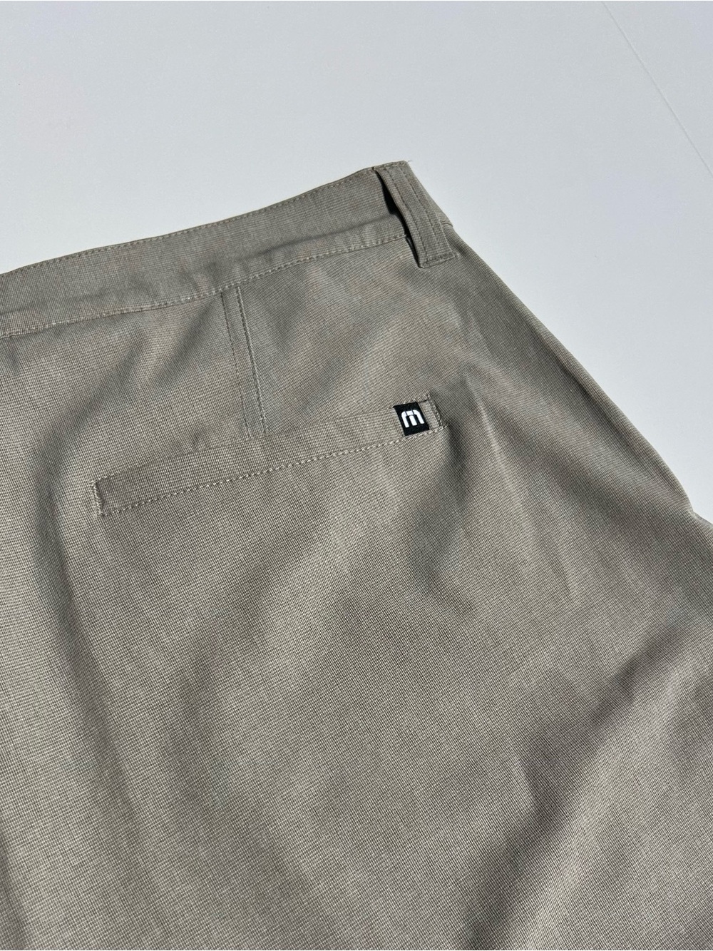 NWT Travis Mathew Golf BECK Shorts in Khaki              — Size 36 — Inseam 10” - Picture 4 of 8